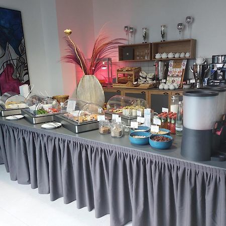 Velotel บาดซาโรว์ ภายนอก รูปภาพ